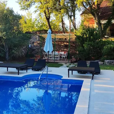 Villa Isolated Terna -big Garden-pool-dalmatia *