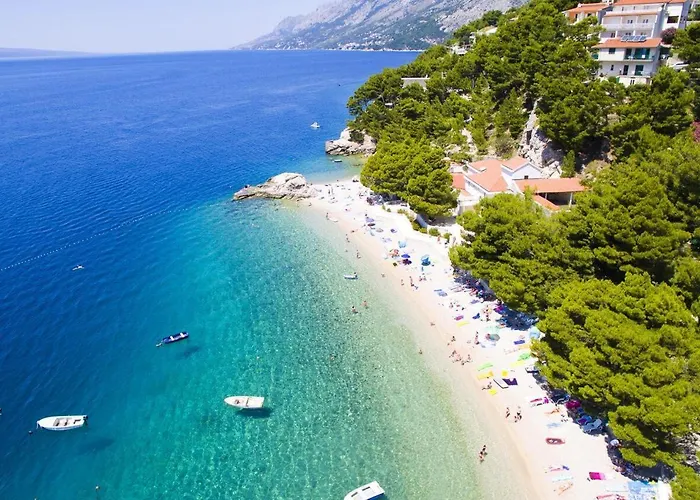 Isolated Terna -big Garden-pool-dalmatia Βίλα Slime